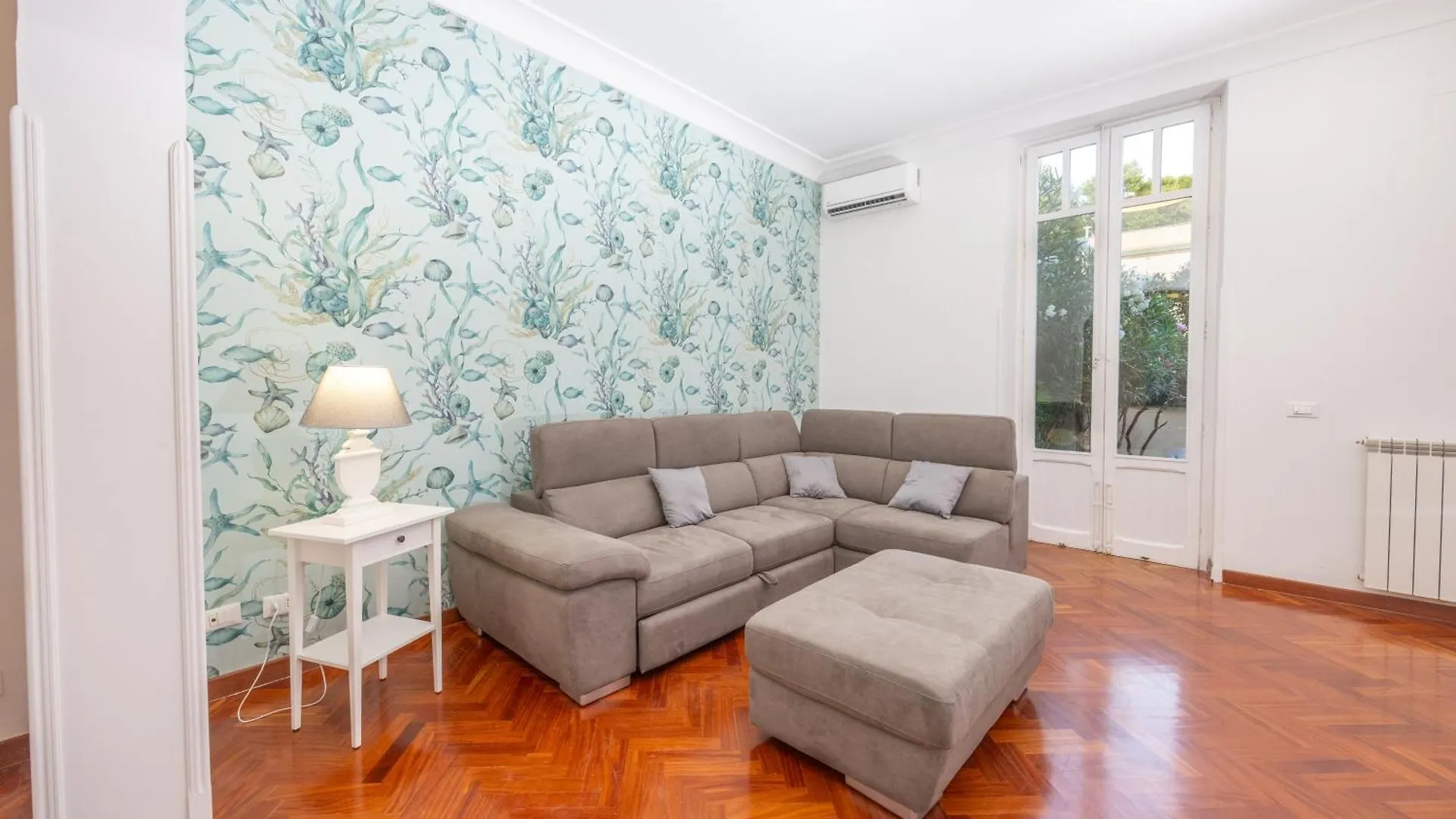 Aria Di Sale Villa Palermo